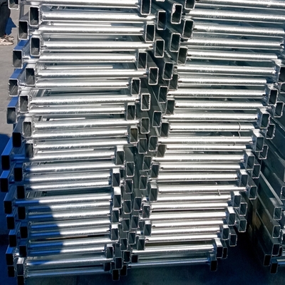 Silver Scaffolding Ladders With 150kg Load Capacity For Versatile Construction